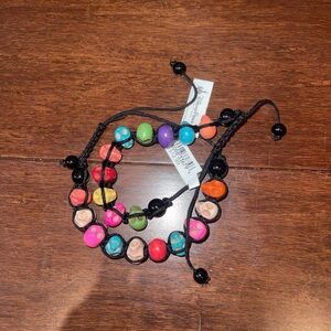 nwt Colorful Beaded skull Bracelet Set